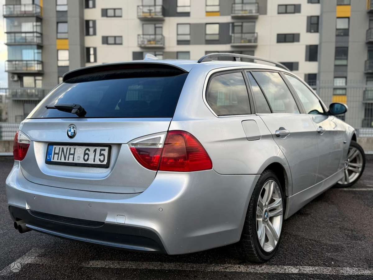 BMW 330 2007 — двигун 2993 cm³, 231 HP (170kW)
