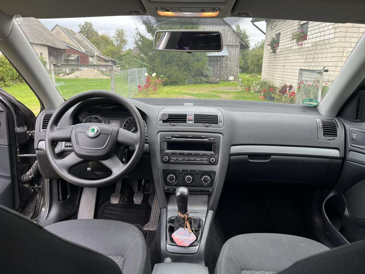 Skoda Octavia 2011 — photo 6