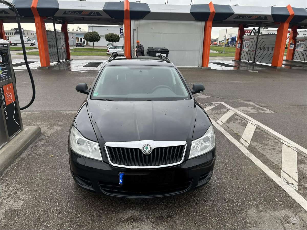 Skoda Octavia 2011 — photo 9
