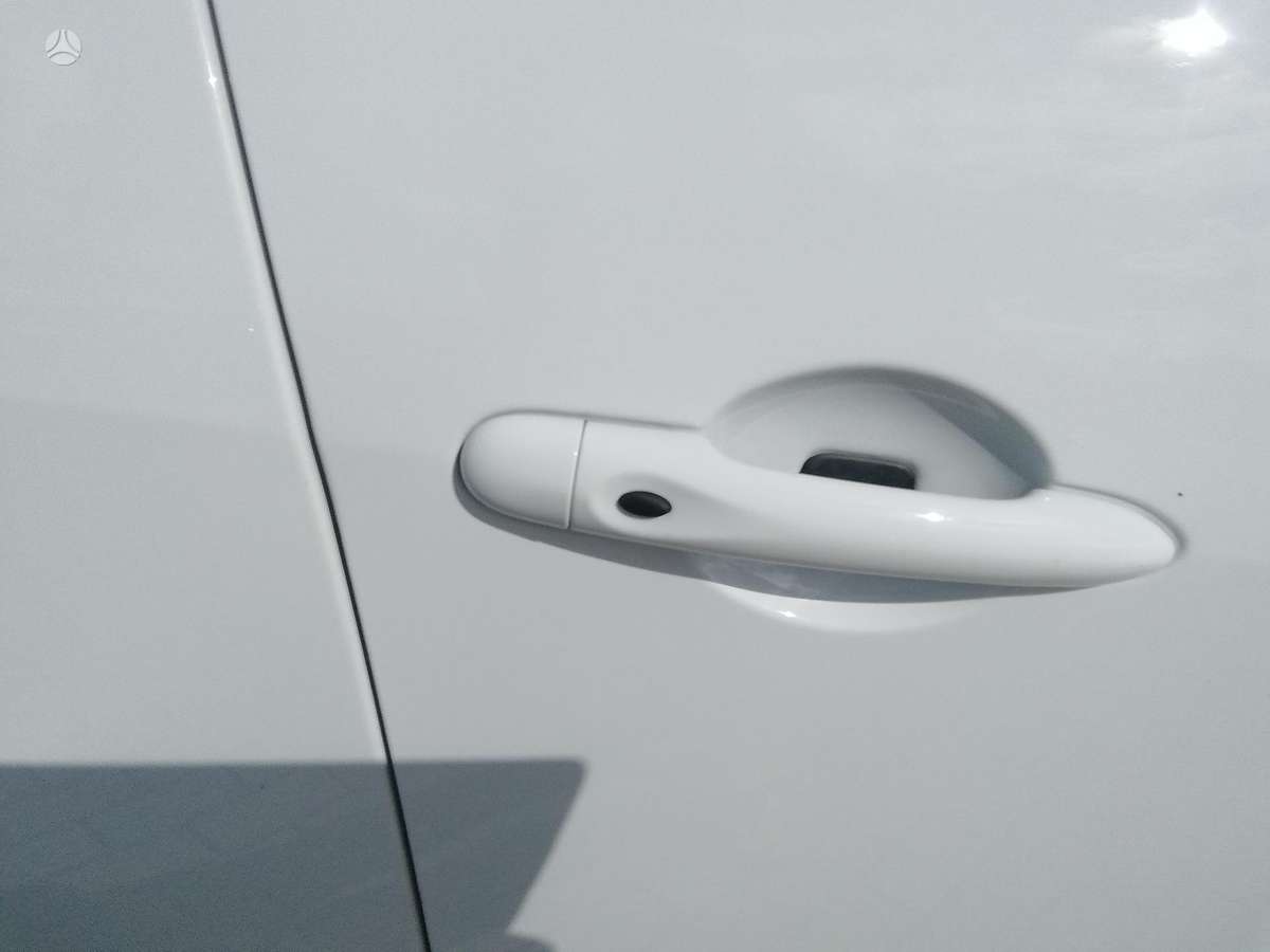 Renault Scenic 2015 — photo 11