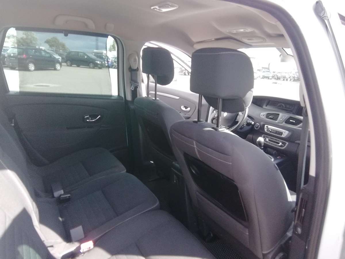 Renault Scenic 2015 — photo 13
