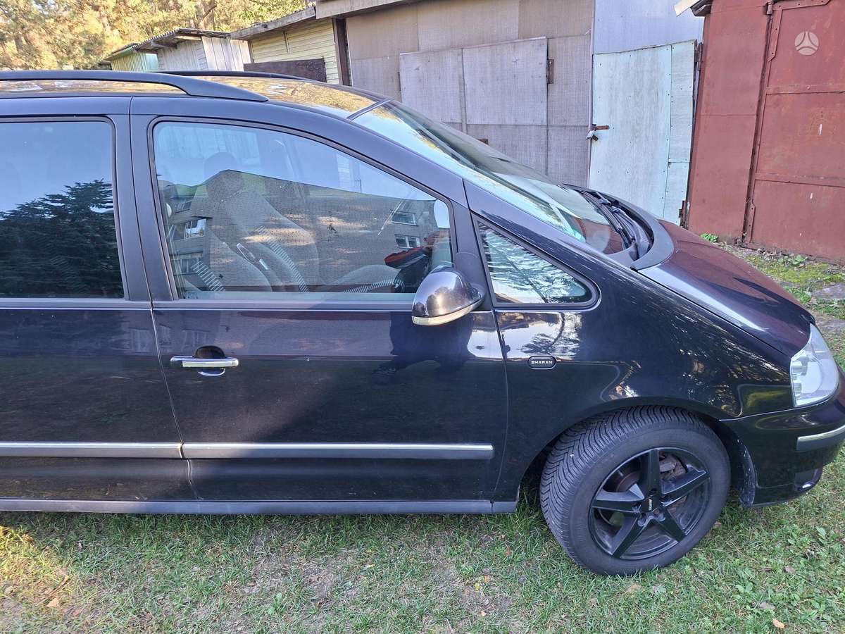 Volkswagen Sharan 2009 — photo 5