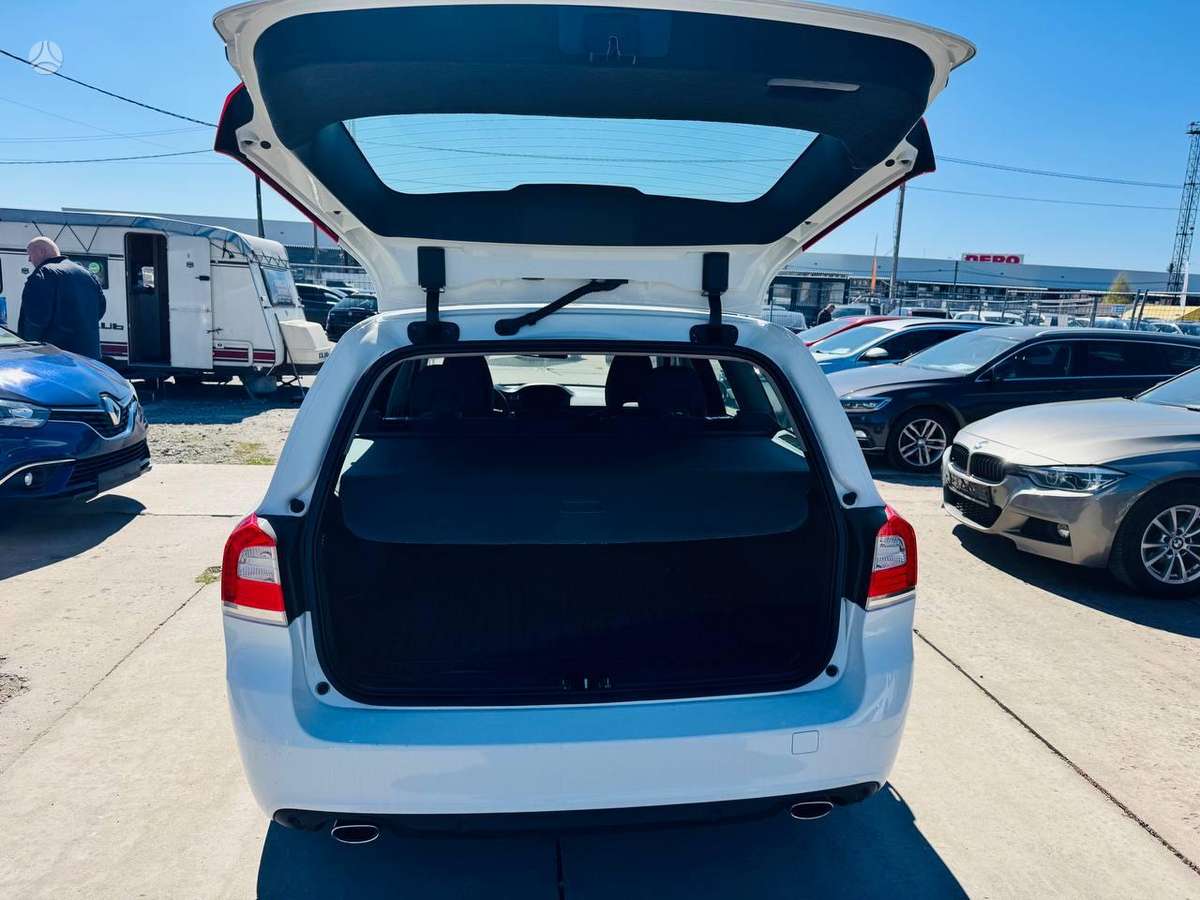 Volvo V70 2014 — photo 10