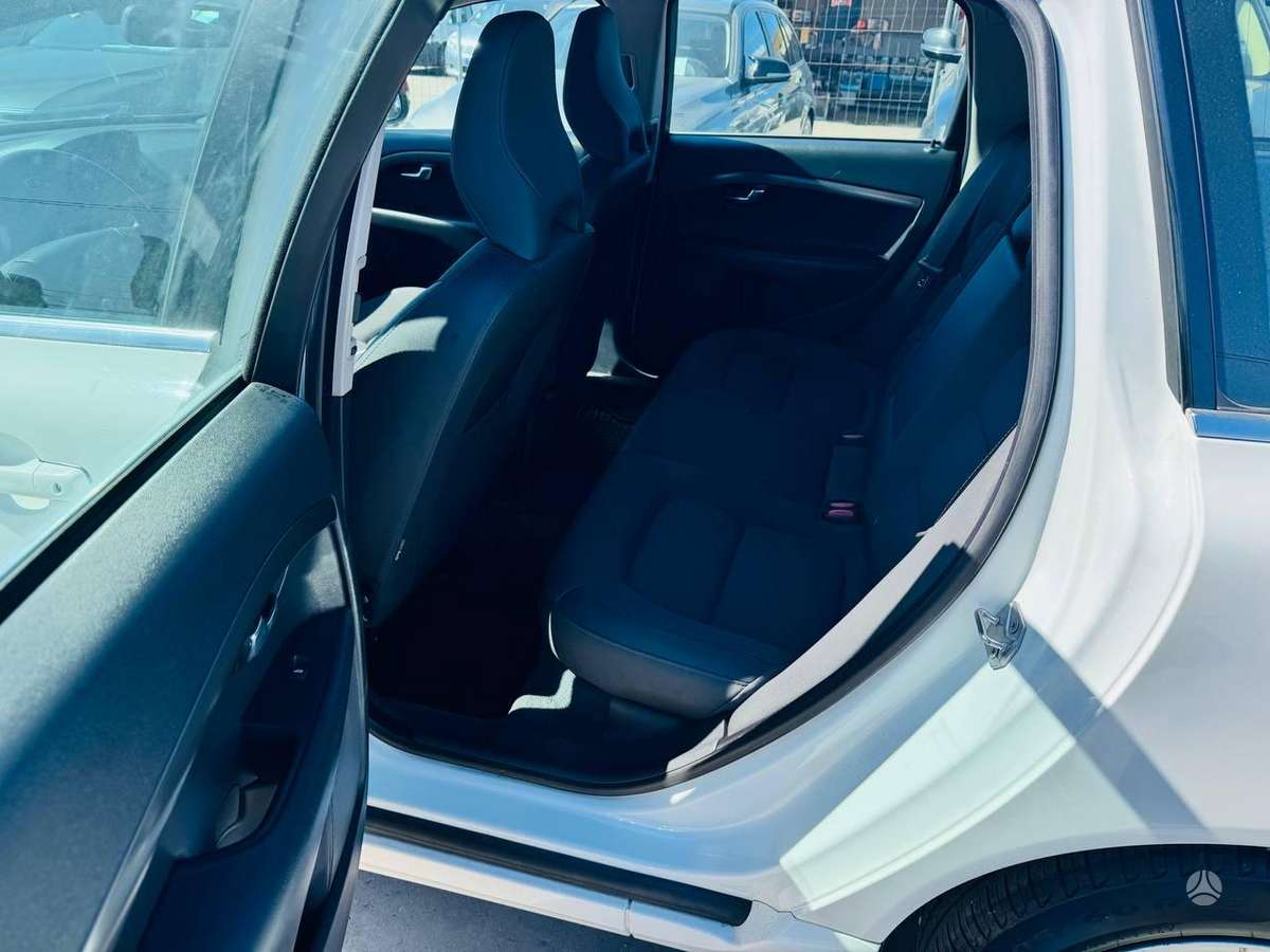 Volvo V70 2014 — photo 9