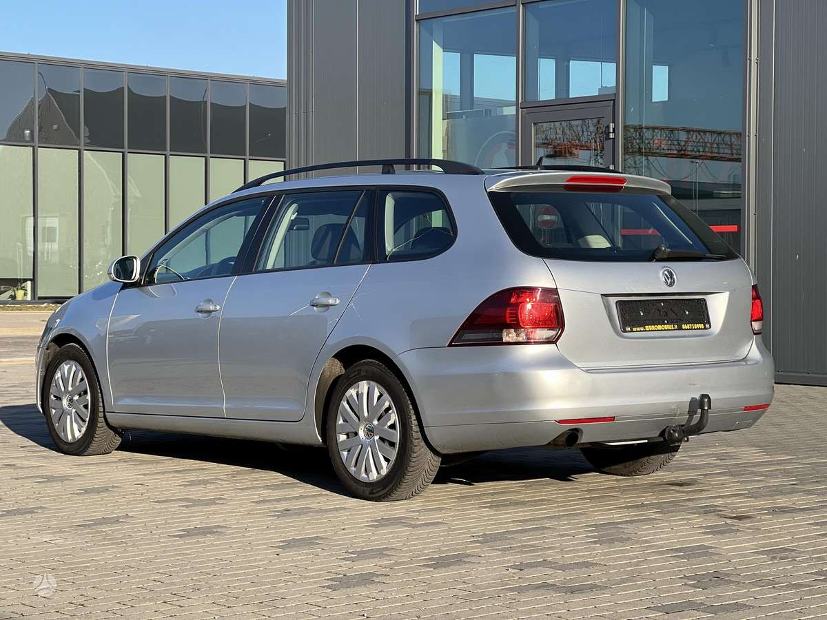 Volkswagen Golf 2010 — photo 5