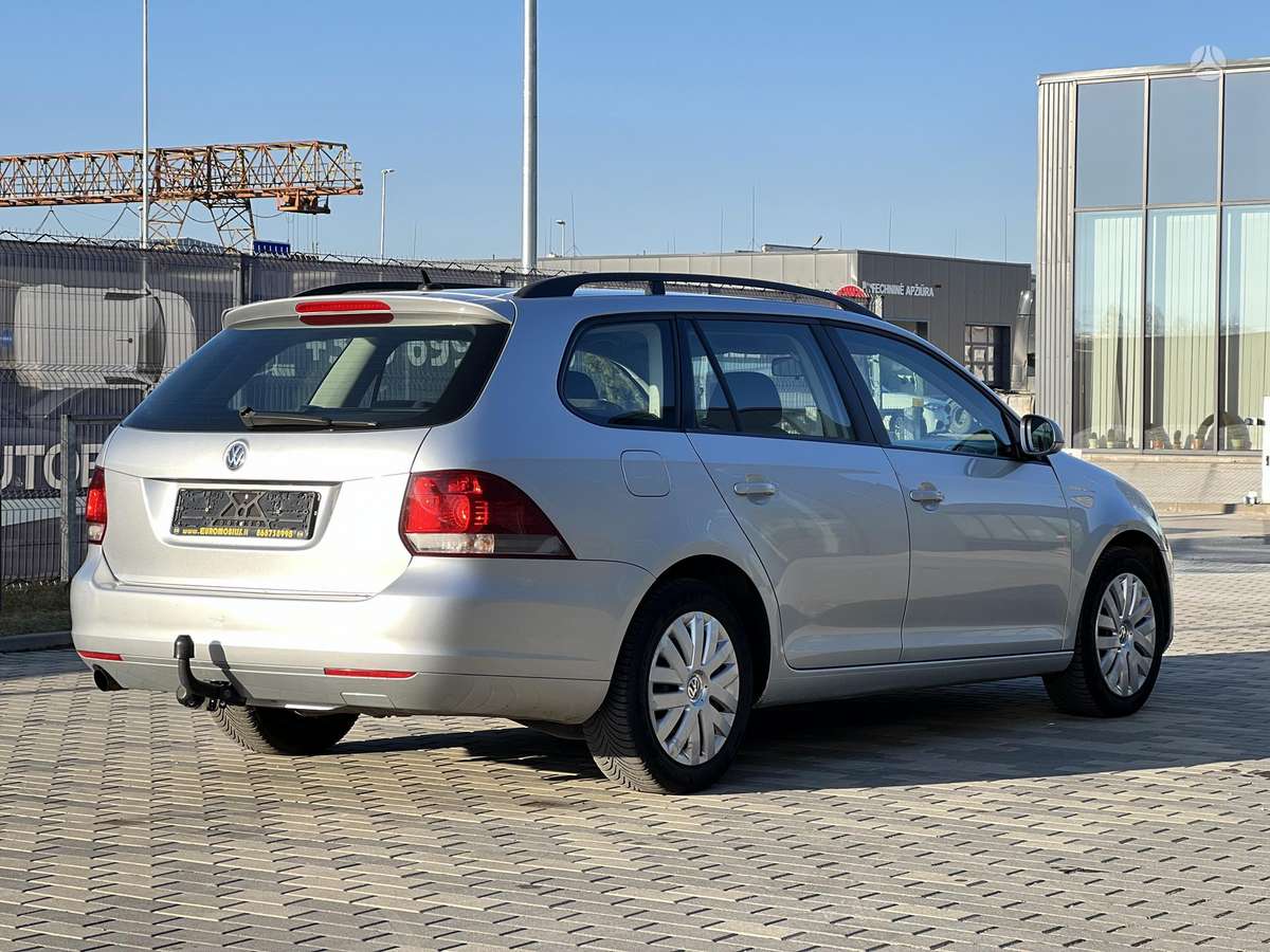 Volkswagen Golf 2010 — photo 6