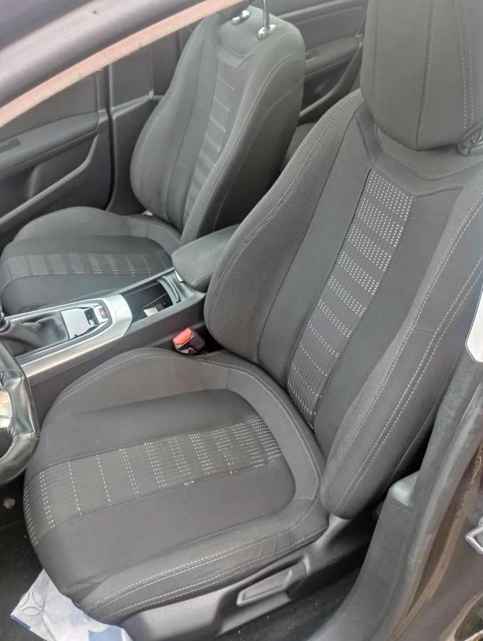 Peugeot 308 2015 — photo 20