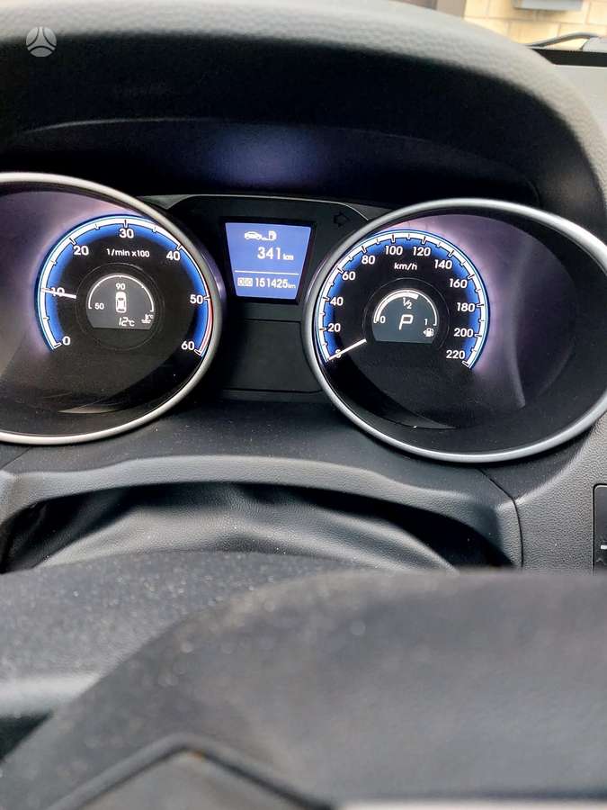 Hyundai ix35 2012 — photo 12