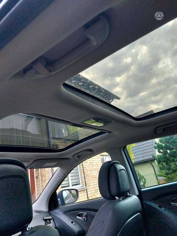 Hyundai ix35 2012 — photo 13