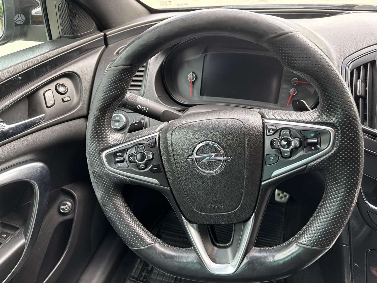 Opel Insignia 2015 — photo 10