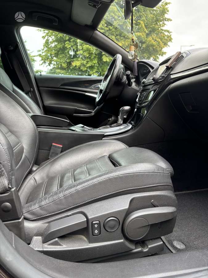 Opel Insignia 2015 — photo 16