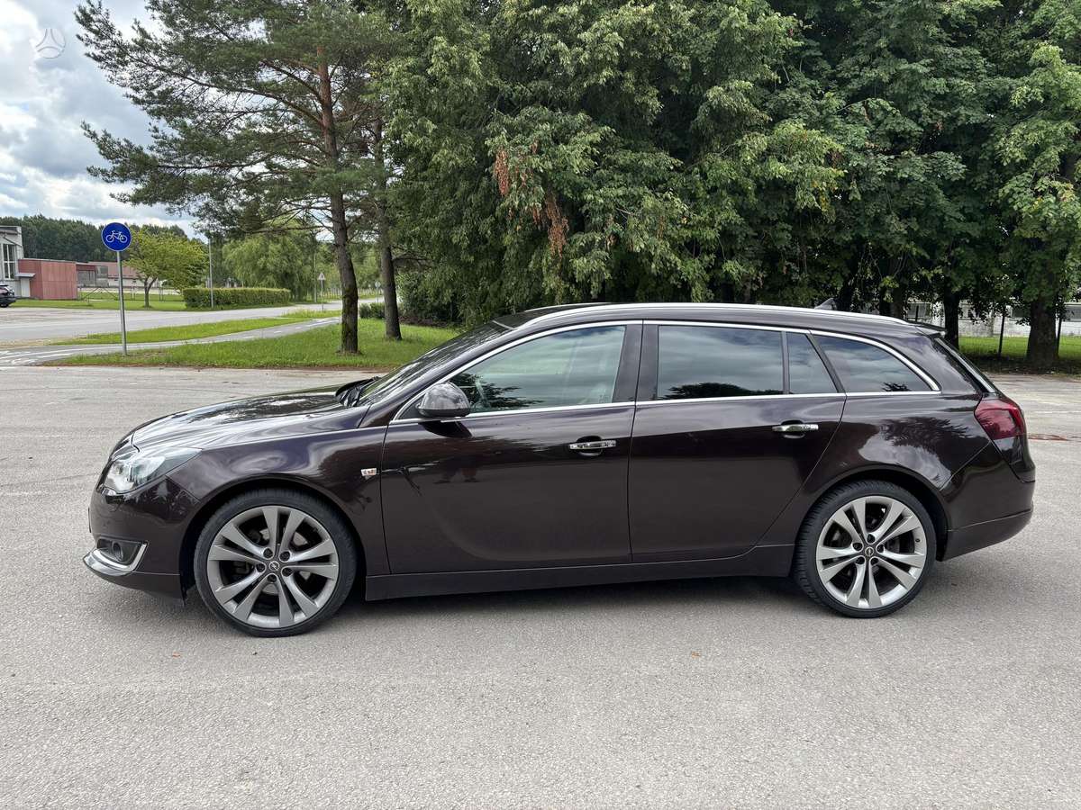 Opel Insignia 2015 — interior