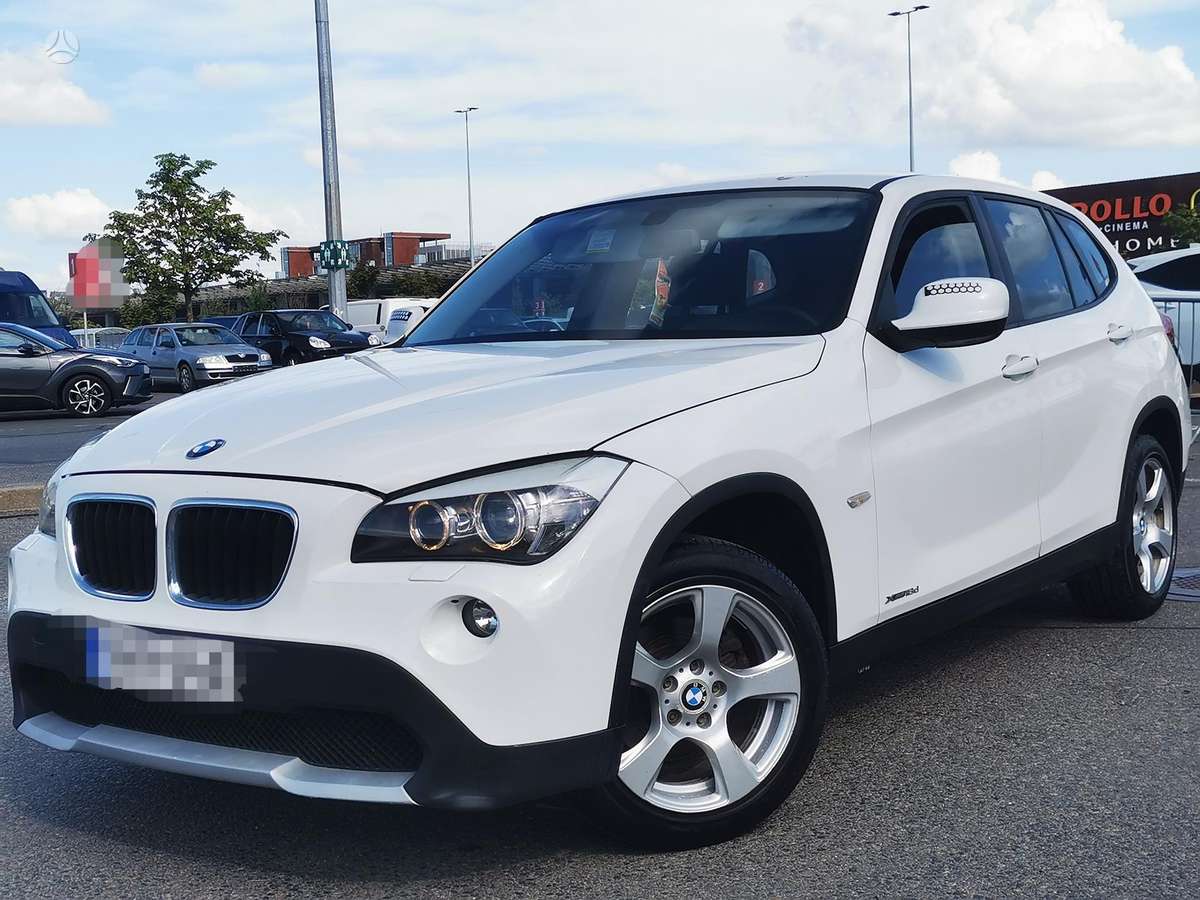 BMW X1 2012 — photo 13