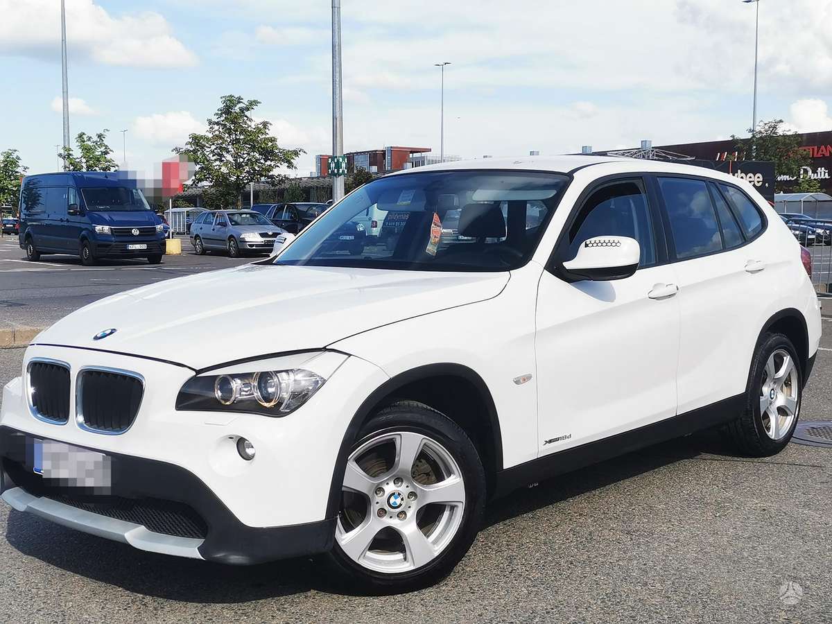 BMW X1 2012 — photo 14