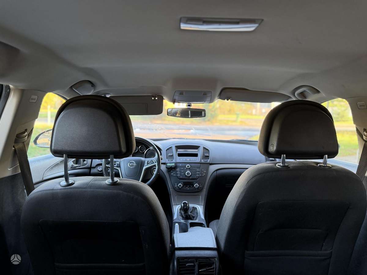 Opel Insignia 2010 — photo 13