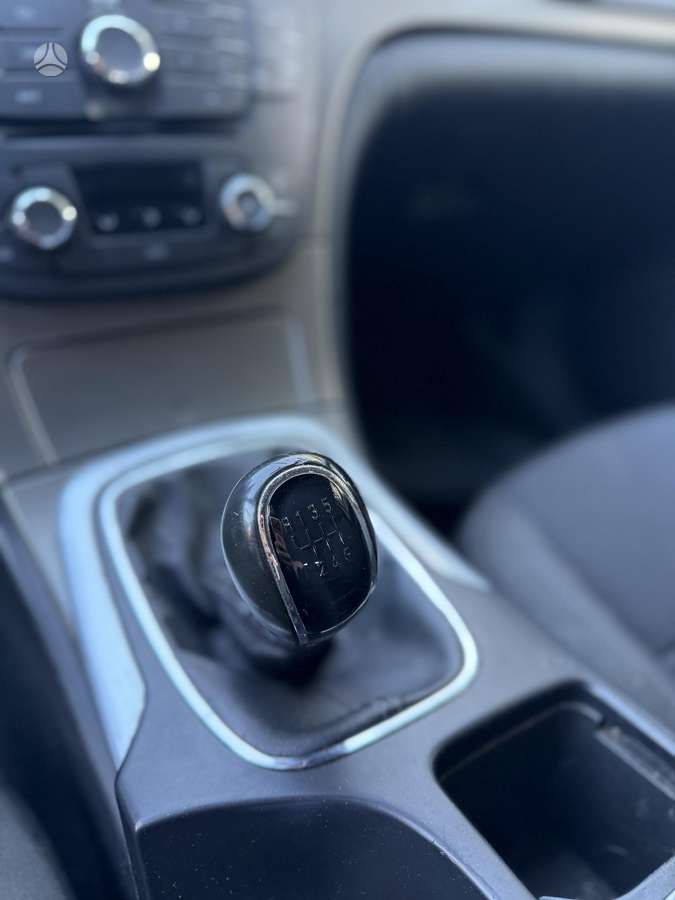 Opel Insignia 2010 — photo 25