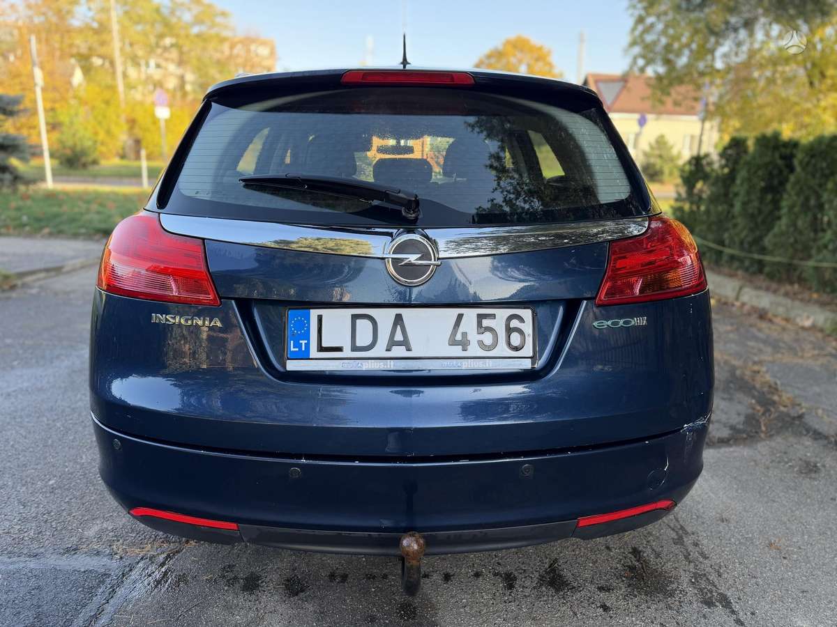 Opel Insignia 2010 — photo 6