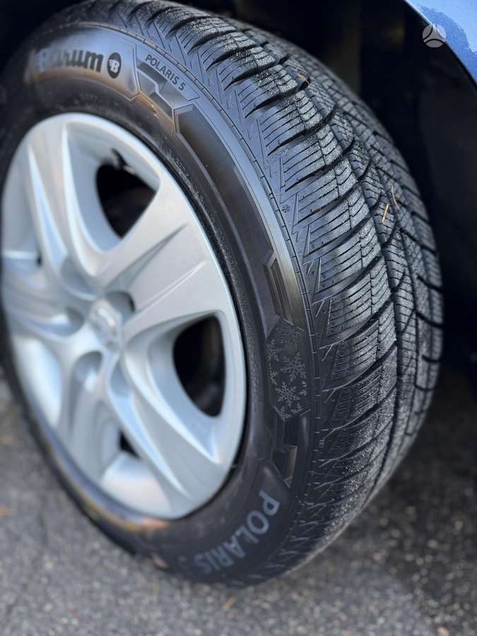 Opel Insignia 2010 — photo 9