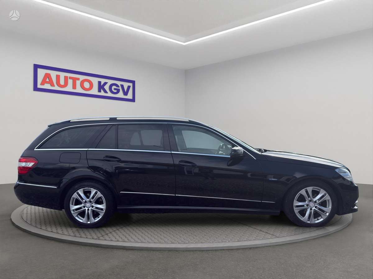Mercedes-Benz E200 2011 — photo 6