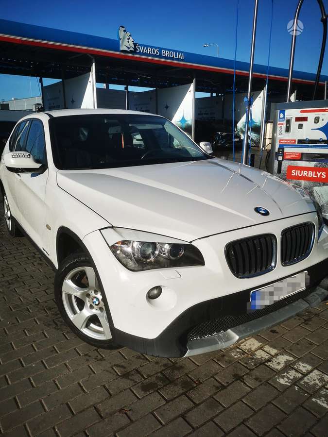 BMW X1 2012 — фото 7