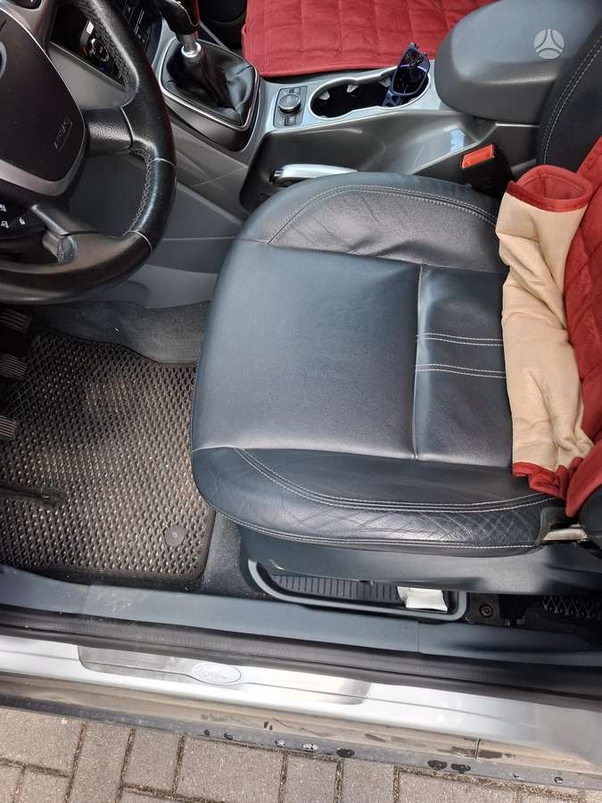 Ford C-MAX 2015 — photo 5