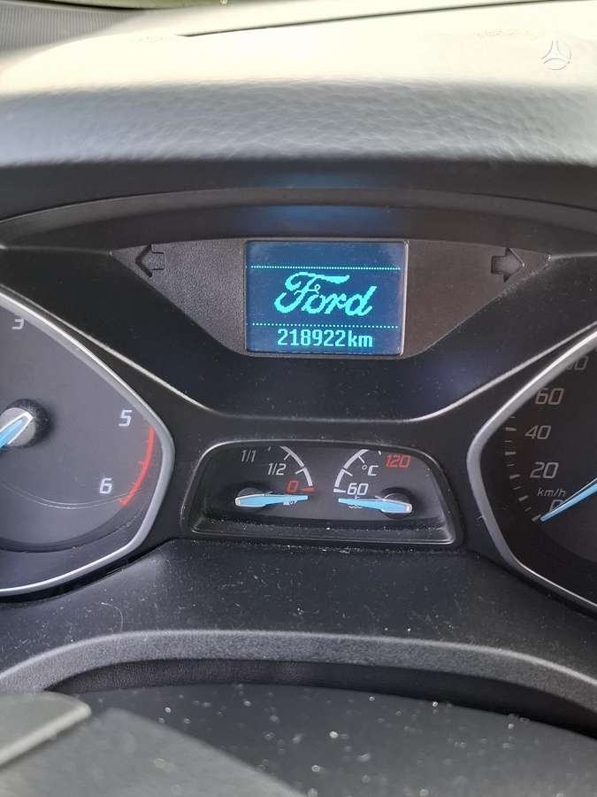 Ford C-MAX 2015 — photo 8