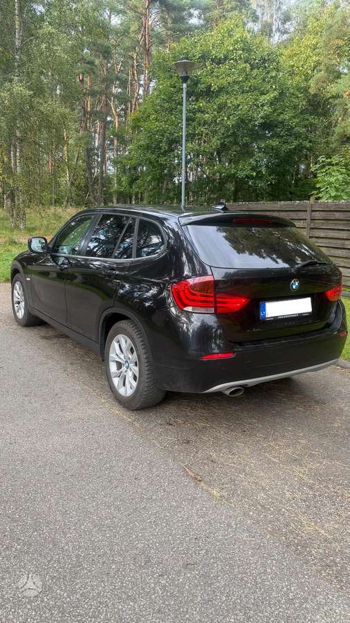 BMW X1 2011 — photo 6