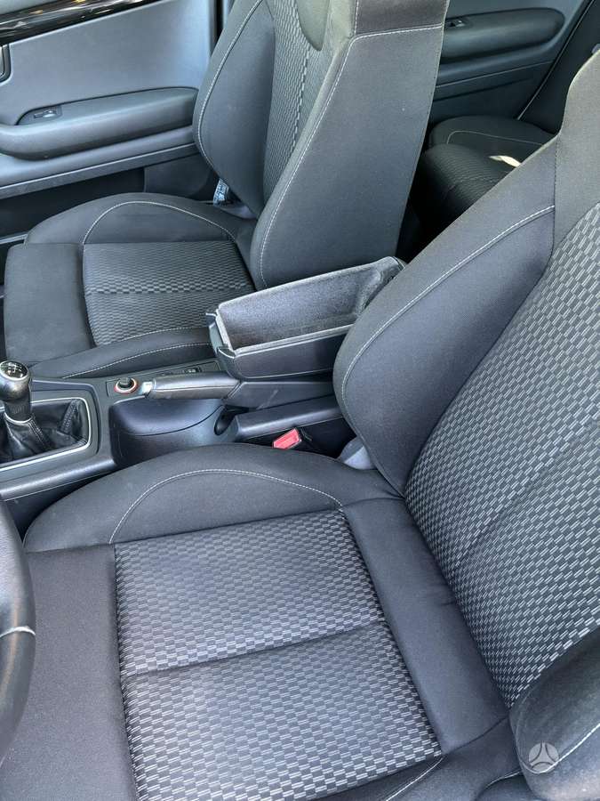 Seat Exeo 2009 — photo 11
