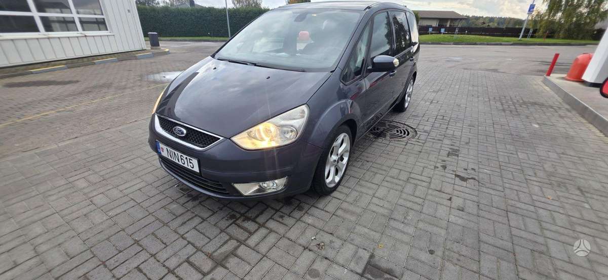Ford Galaxy 2009 — photo 7