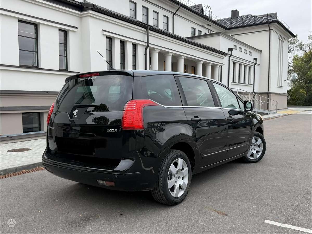 Peugeot 5008 2013 — photo 5