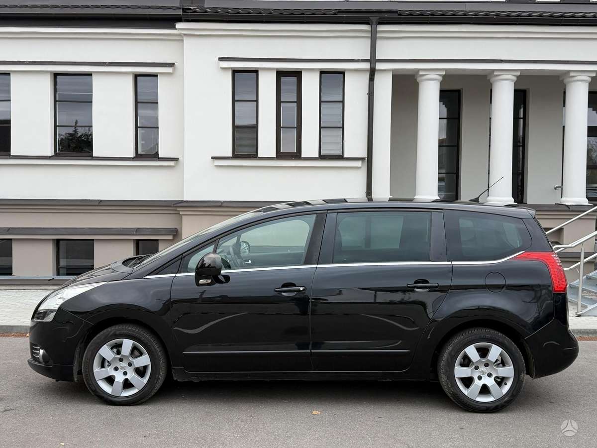 Peugeot 5008 2013 — photo 7