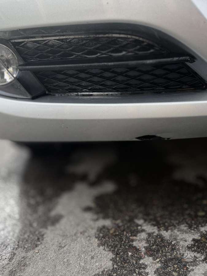 BMW 320 2009 — photo 10