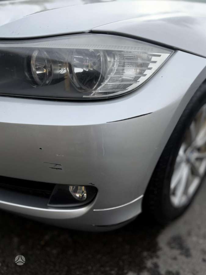 BMW 320 2009 — photo 9
