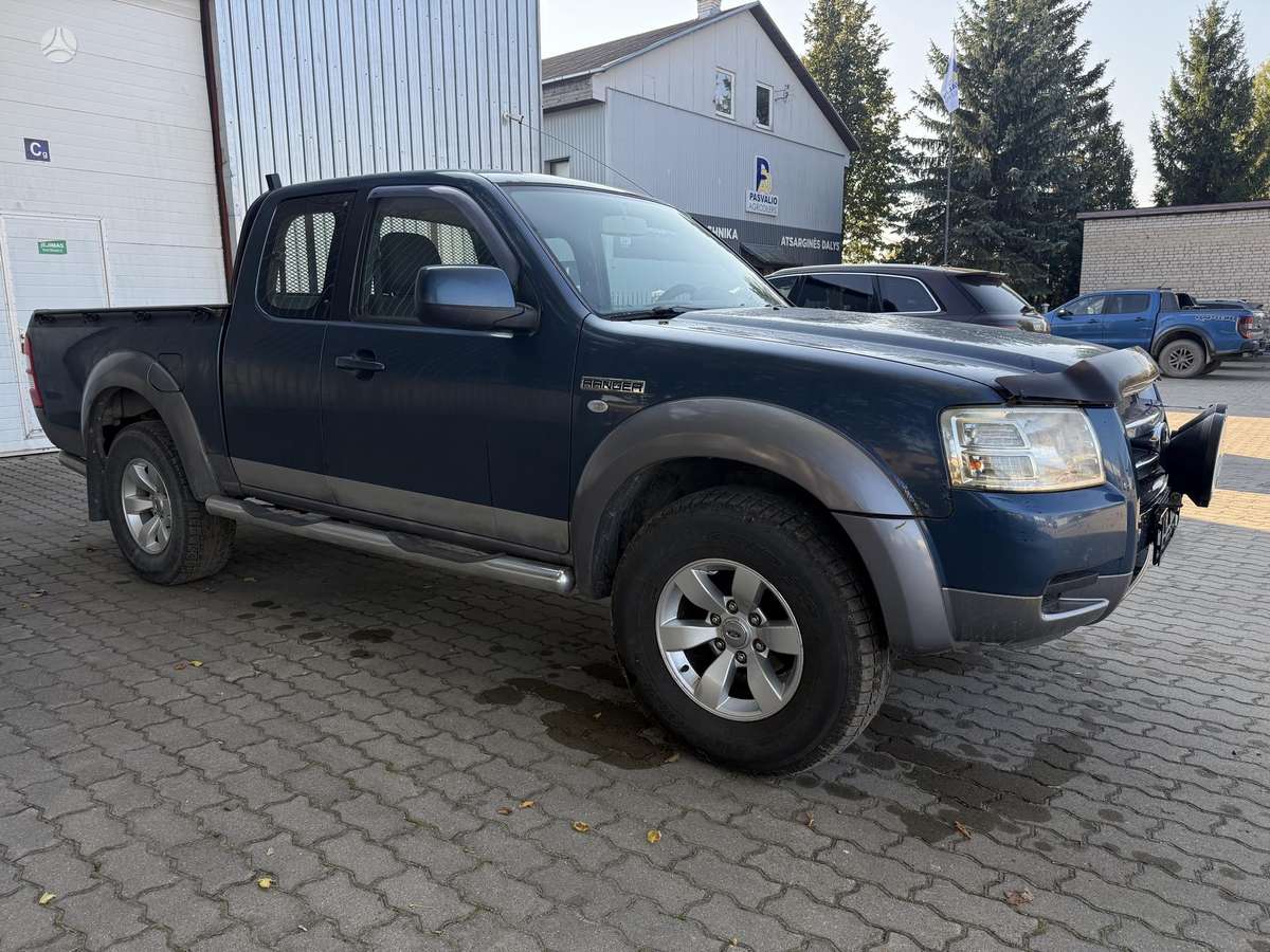 Ford Ranger 2007 — rear view