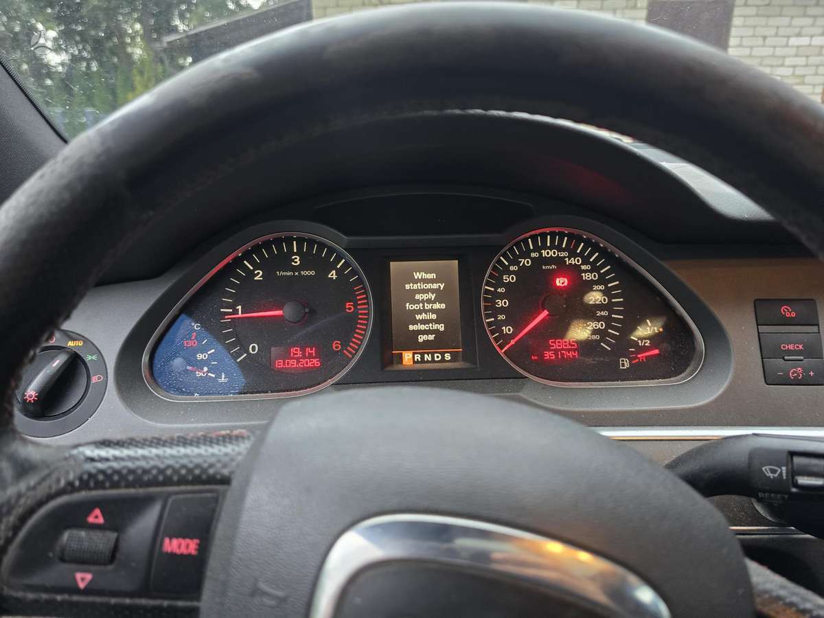 Audi A6 2006 — photo 14