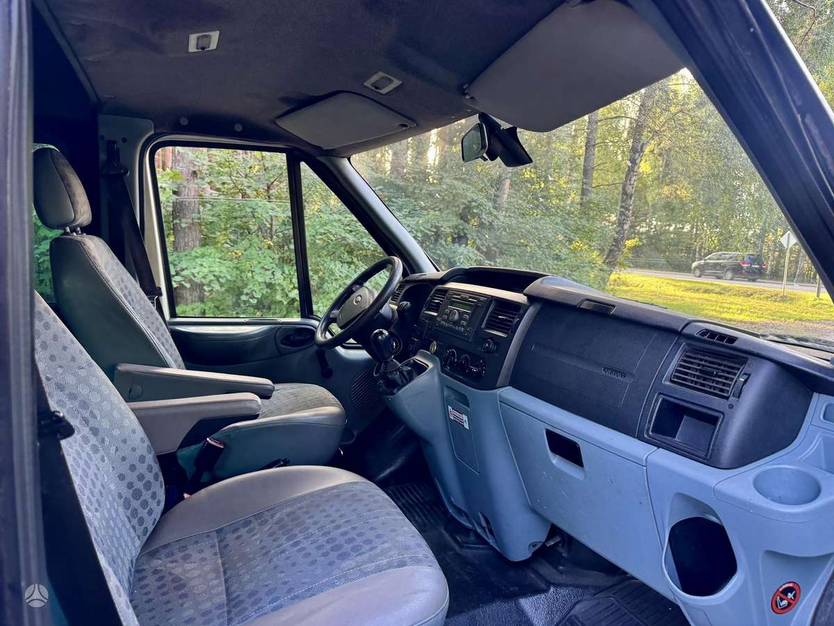 Ford Transit 2008 — photo 11