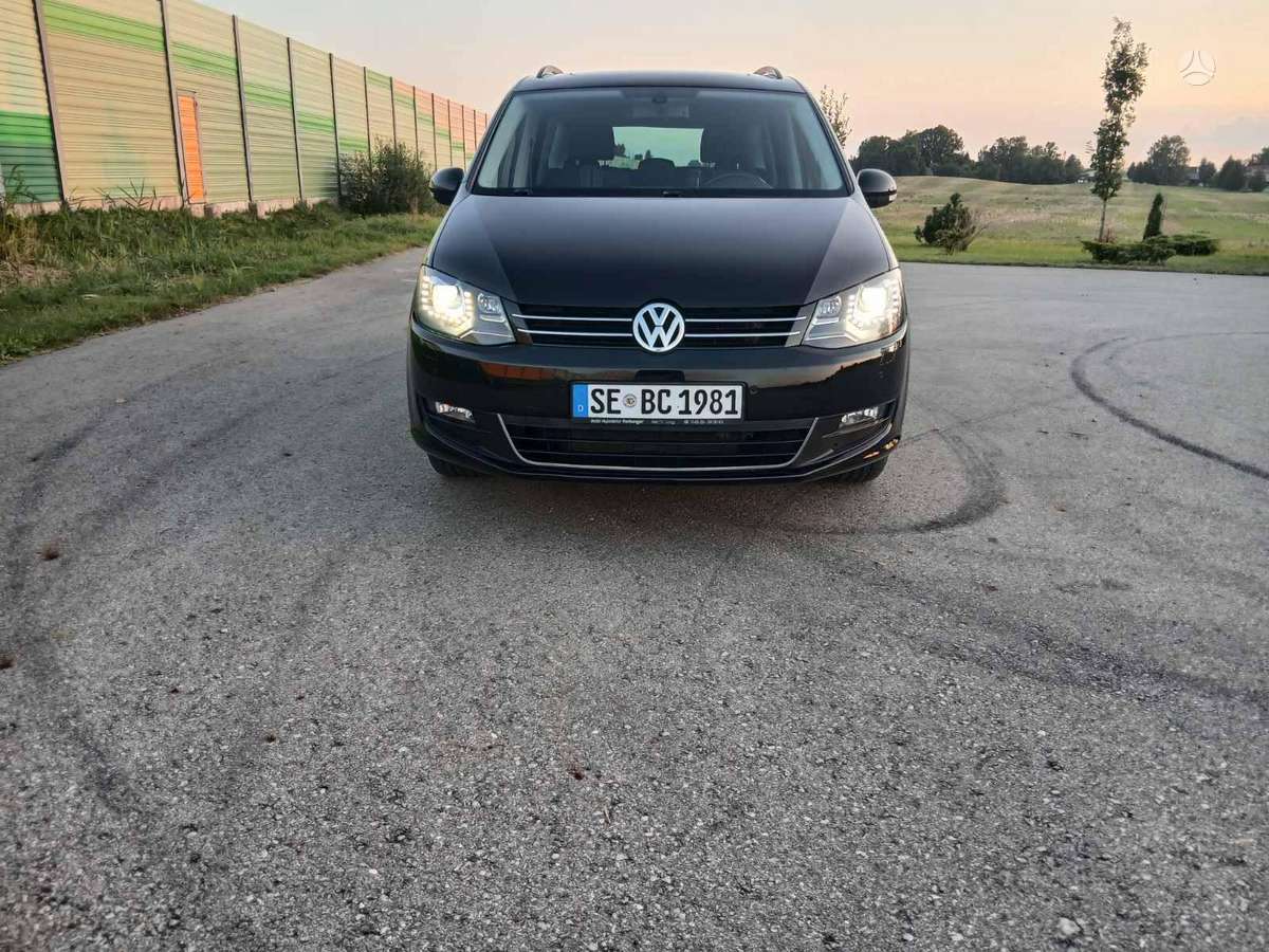 Volkswagen Sharan 2012 — interior