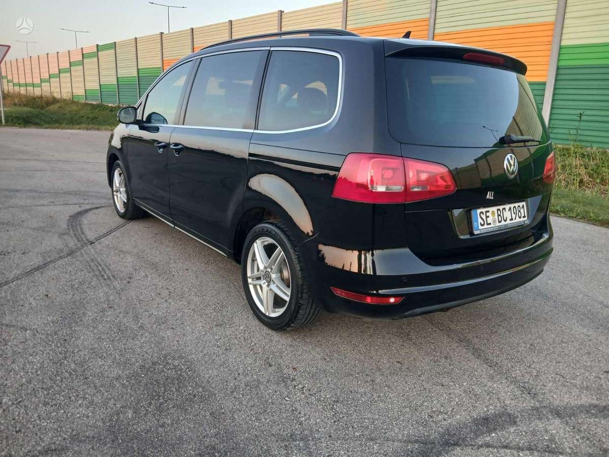 Volkswagen Sharan 2012 — engine 2000 cm³, 140 HP (103kW)