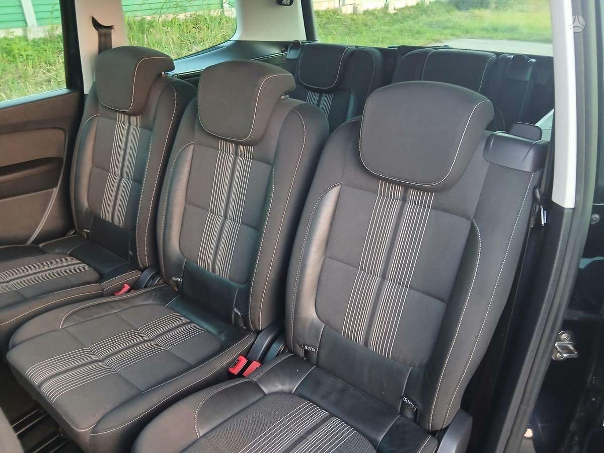 Volkswagen Sharan 2012 — photo 8
