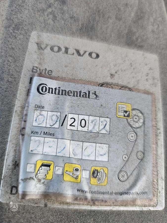 Volvo XC60 2009 — photo 20