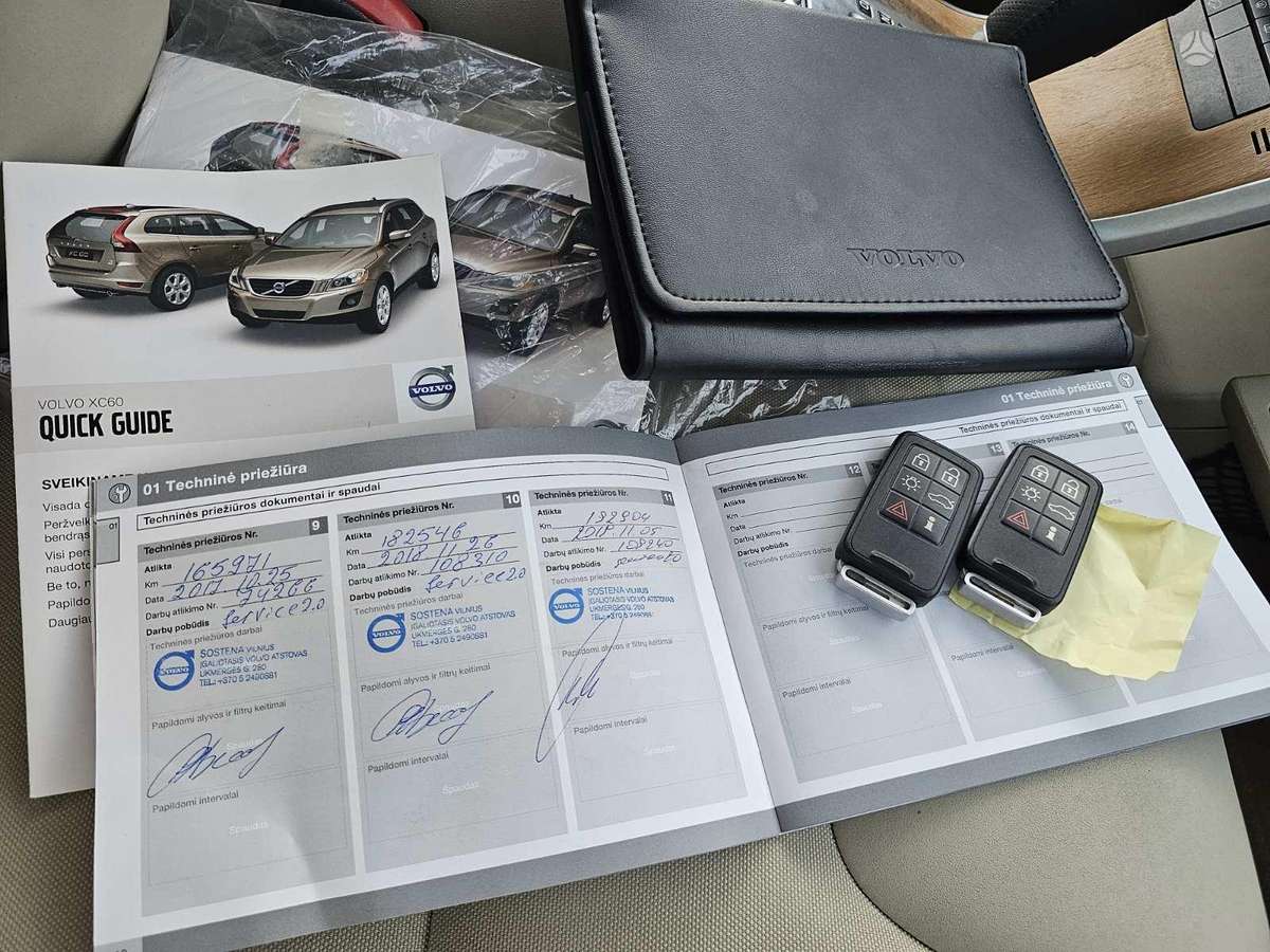 Volvo XC60 2009 — photo 21