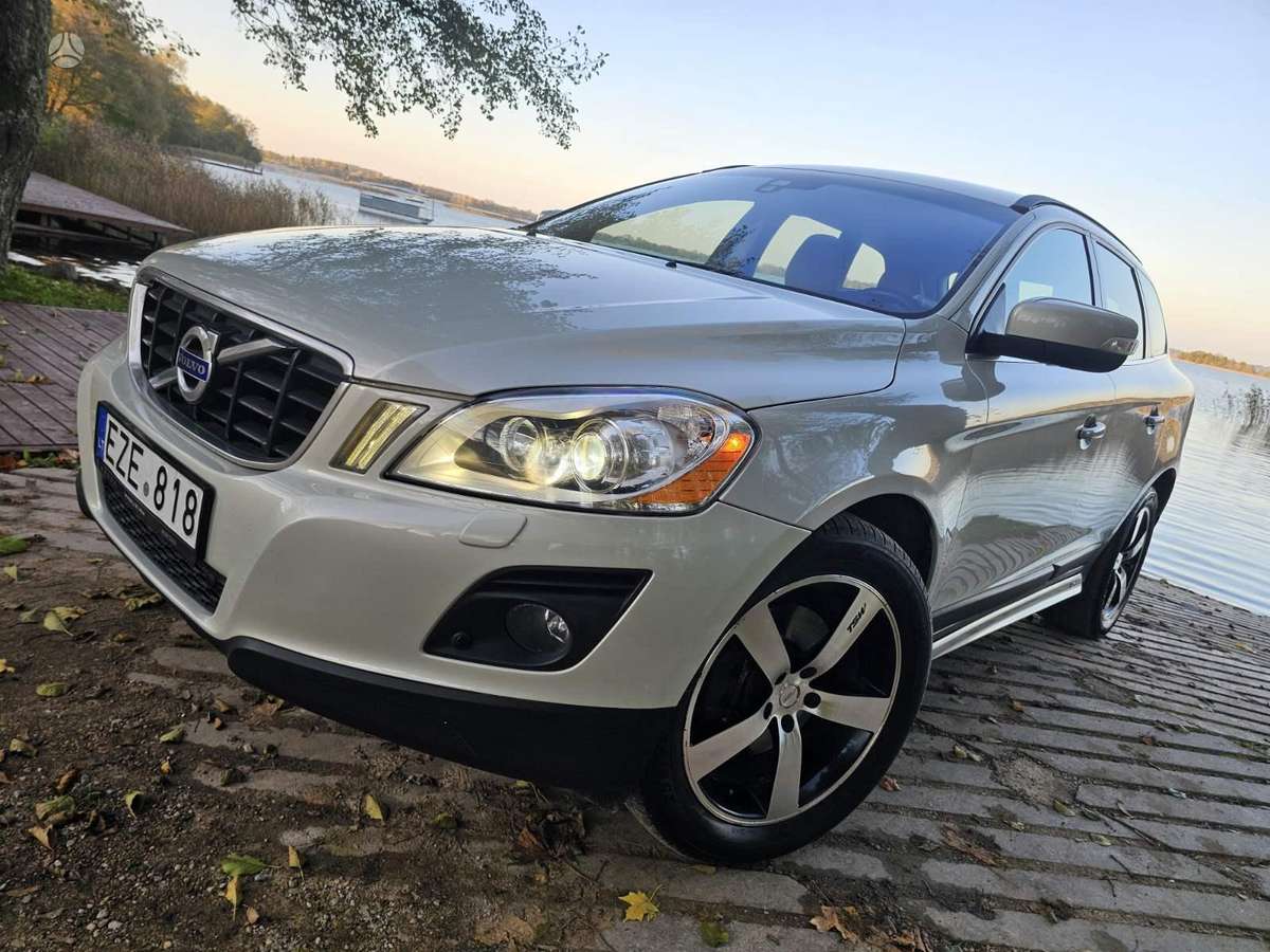 Volvo XC60 2009 — photo 6