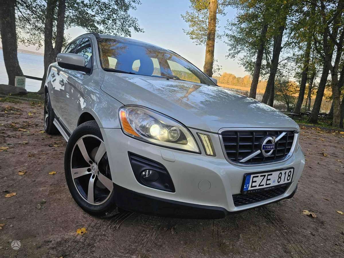 Volvo XC60 2009 — photo 7