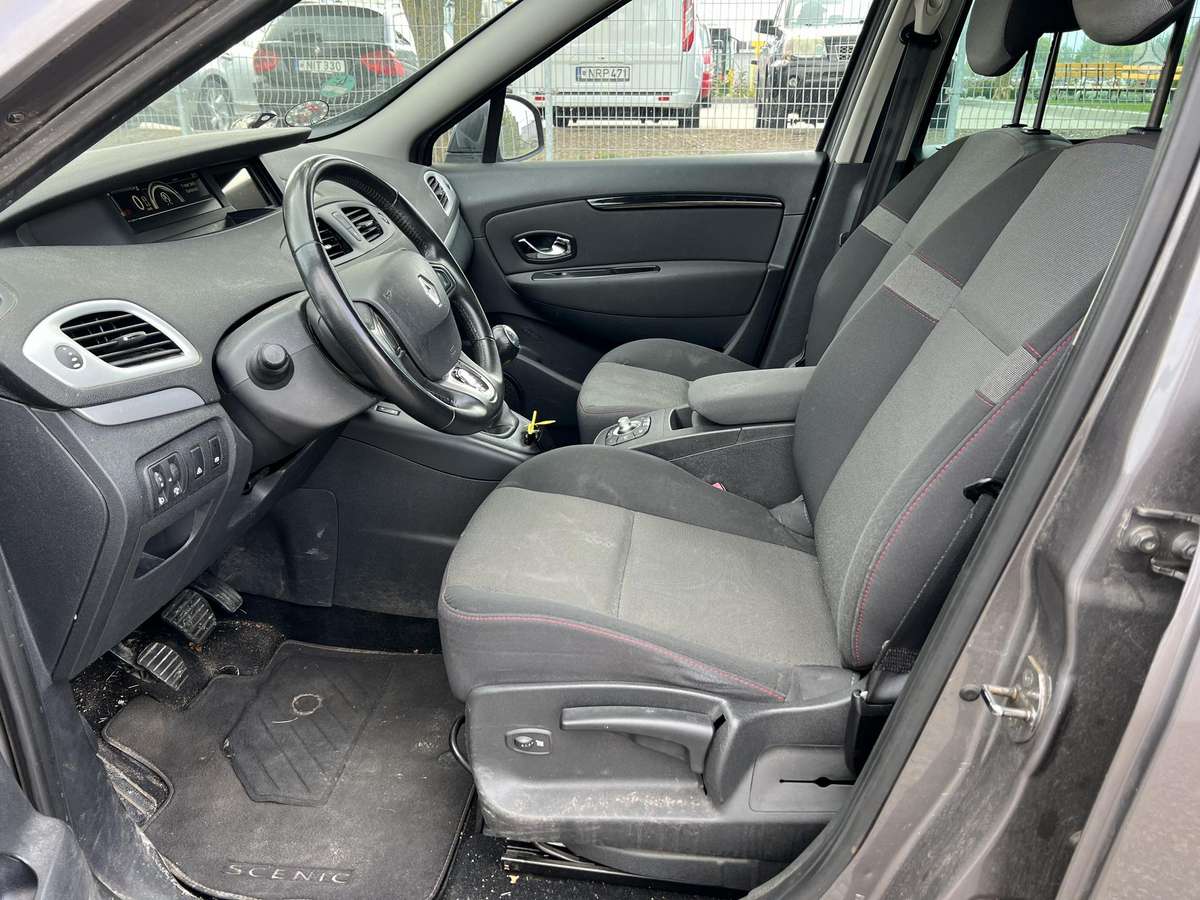 Renault Grand 2014 — photo 10