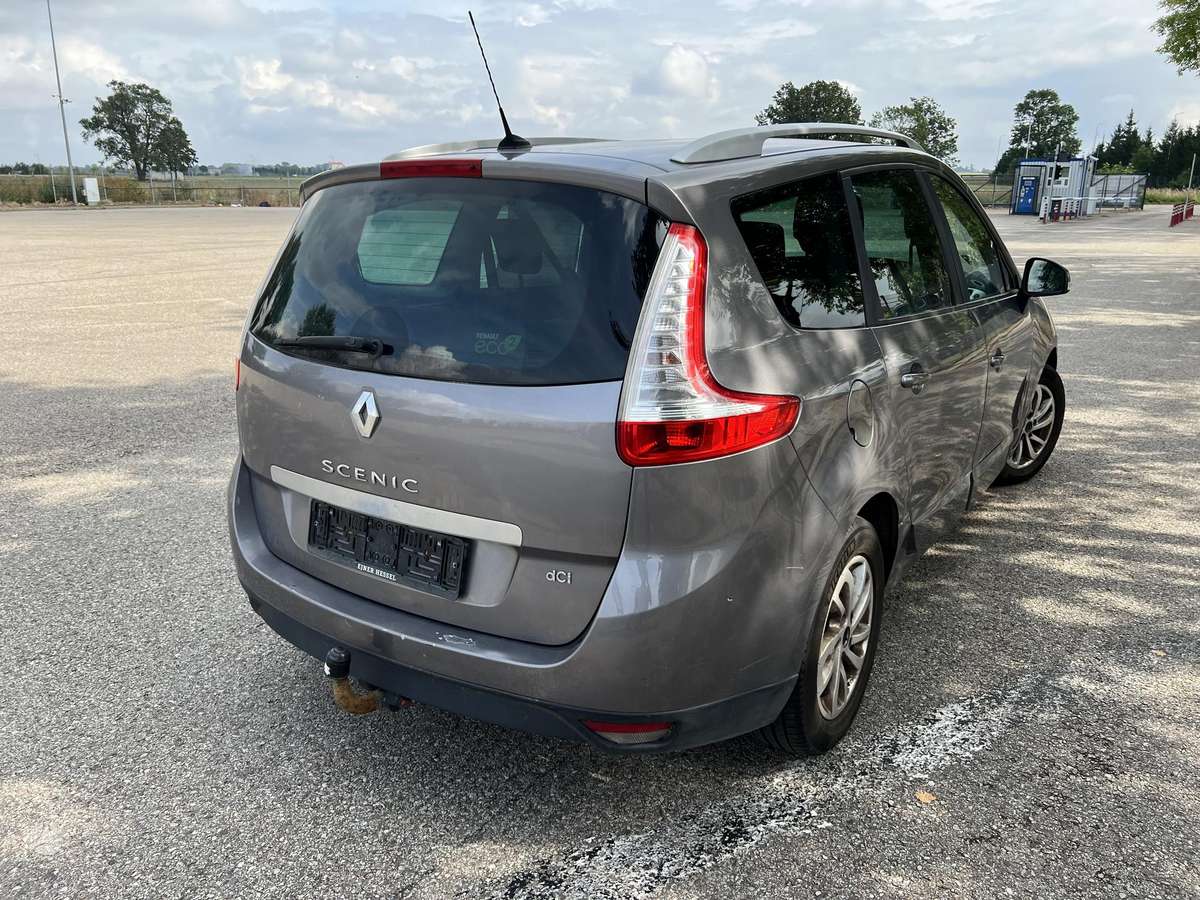 Renault Grand 2014 — engine 1461 cm³, 110 HP (81kW)
