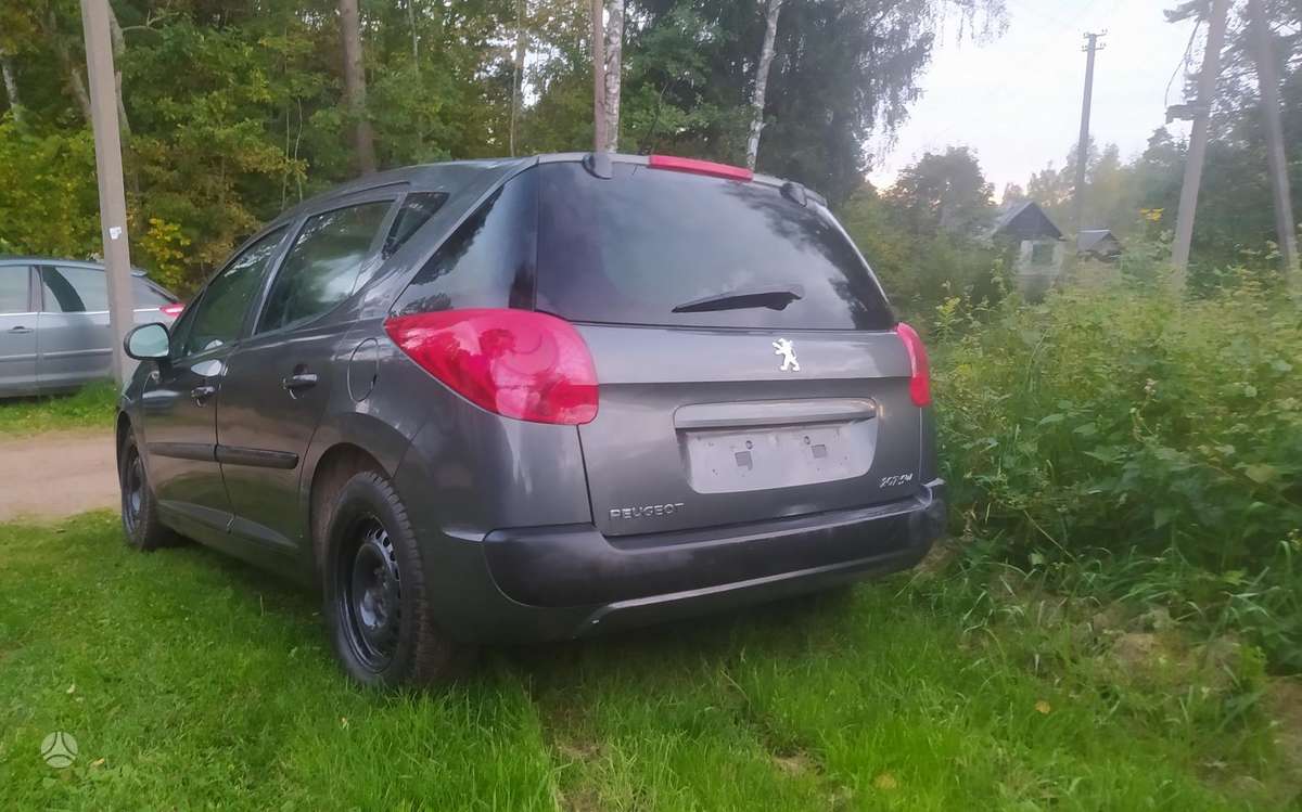 Peugeot 207 2010 — photo 7