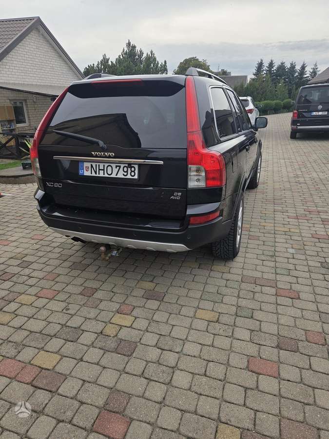 Volvo XC90 2007 — engine 2401 cm³, 185 HP (136kW)