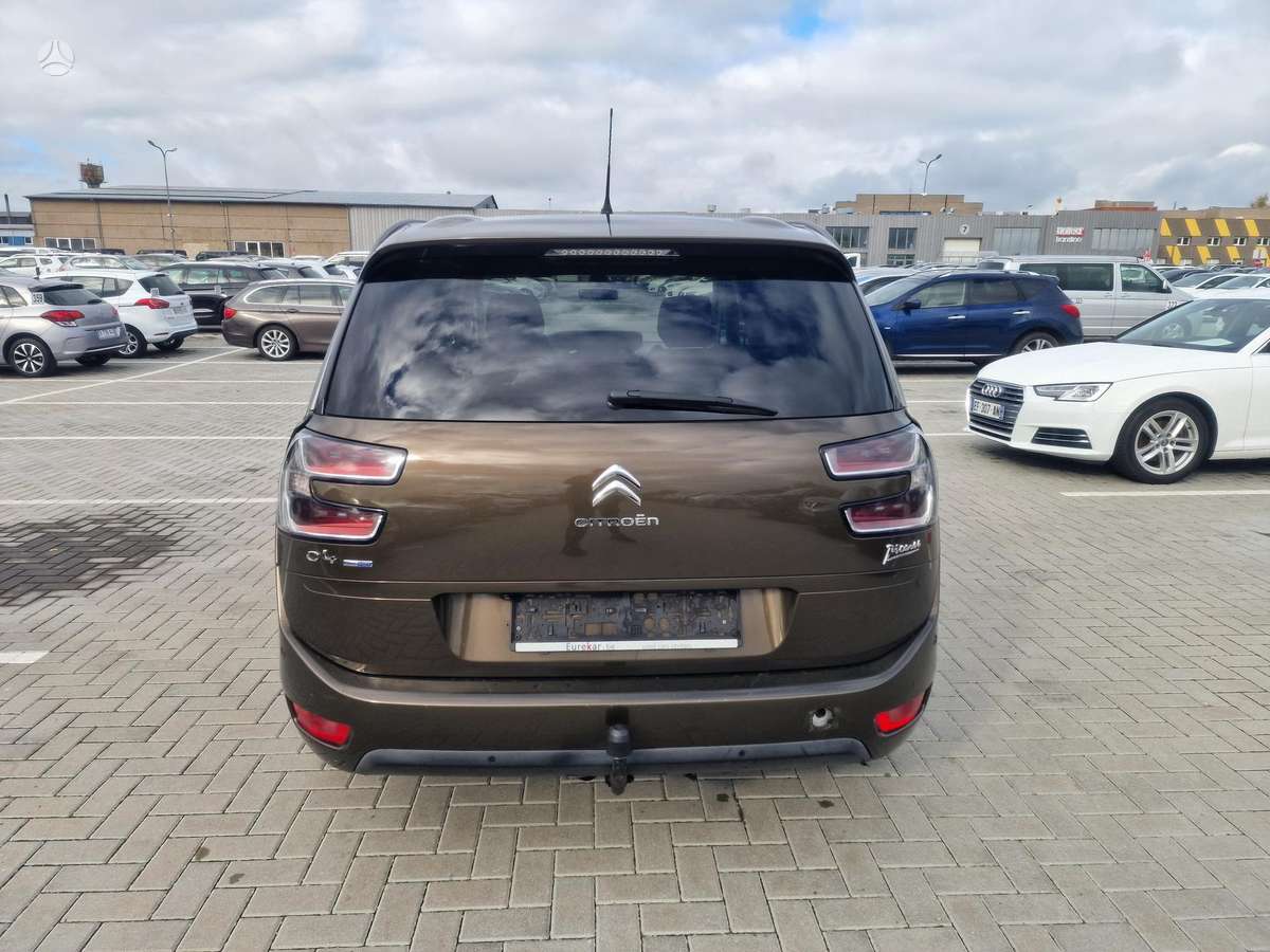 Citroen Grand 2014 — engine 1560 cm³, 120 HP (88kW)