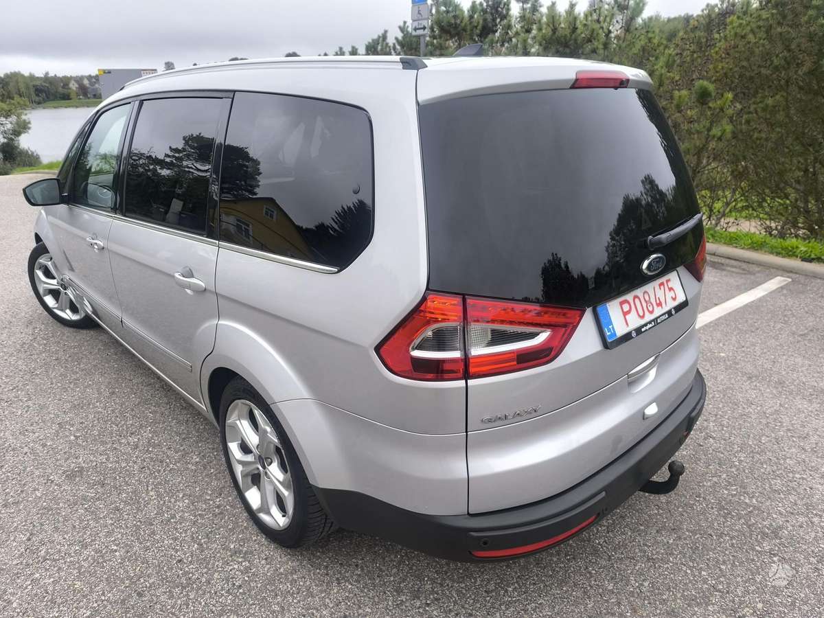 Ford Galaxy 2011 — фото 13