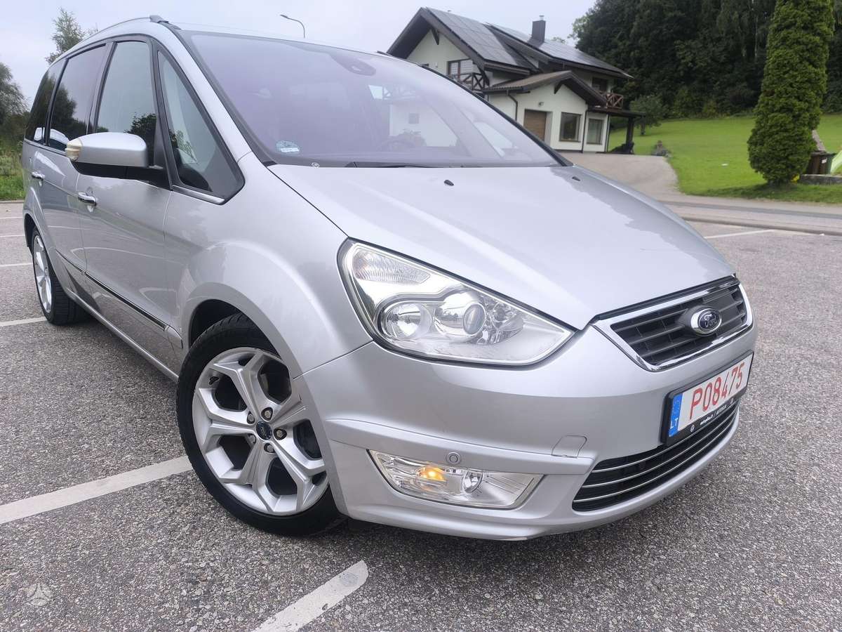 Ford Galaxy 2011 — салон